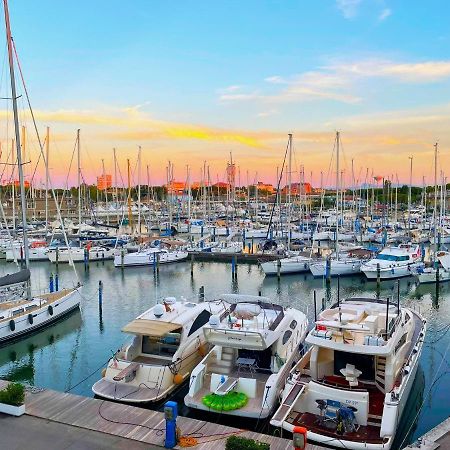 Onda Marina Residence チェゼナーティコ エクステリア 写真