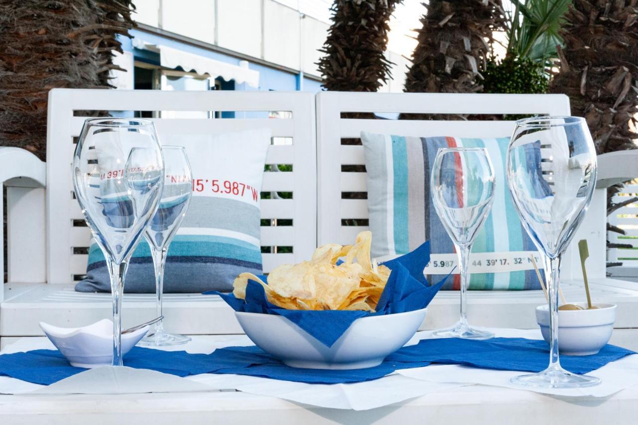 Onda Marina Residence チェゼナーティコ エクステリア 写真