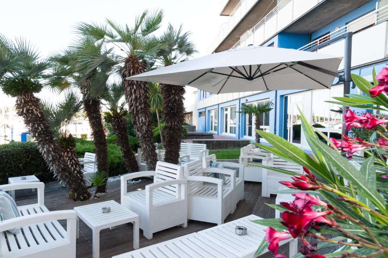 Onda Marina Residence チェゼナーティコ エクステリア 写真