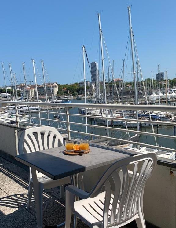 Onda Marina Residence チェゼナーティコ エクステリア 写真