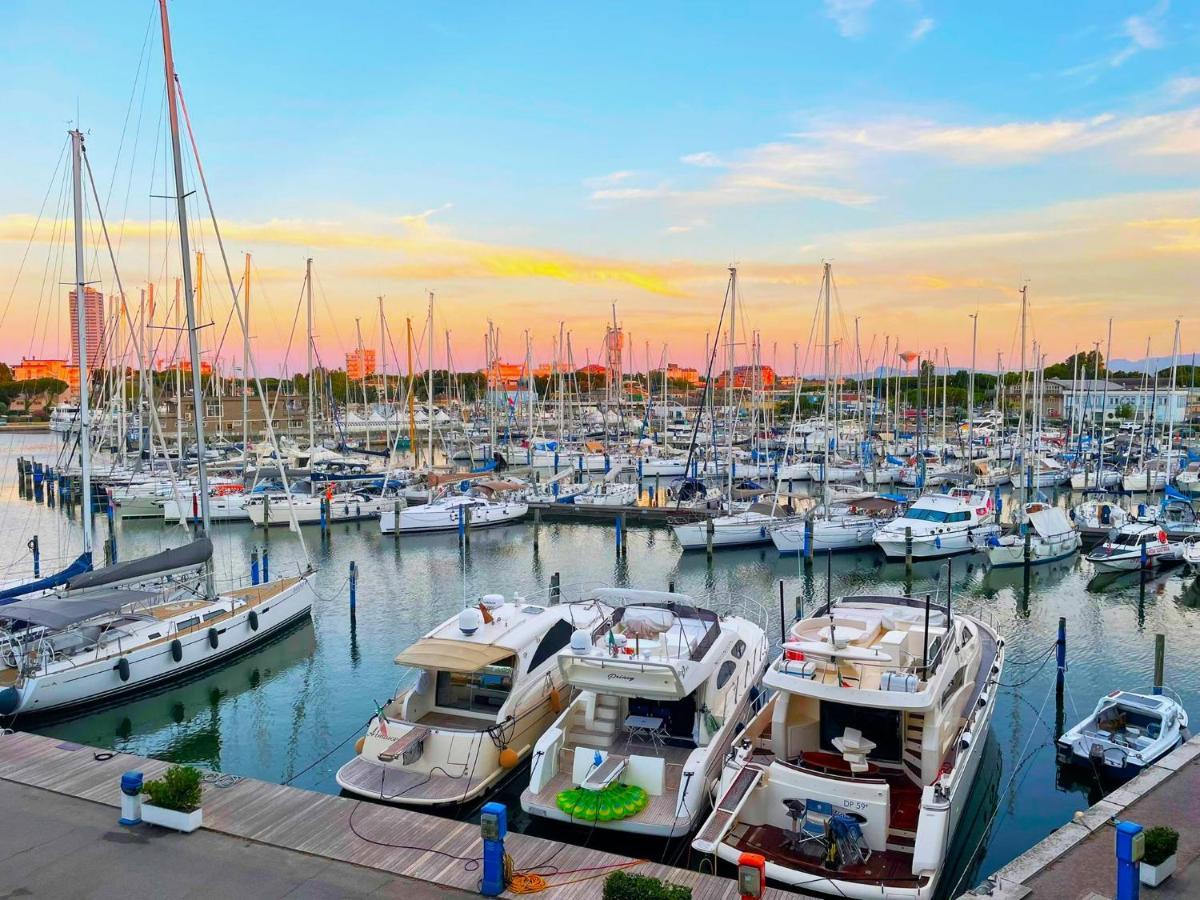 Onda Marina Residence チェゼナーティコ エクステリア 写真
