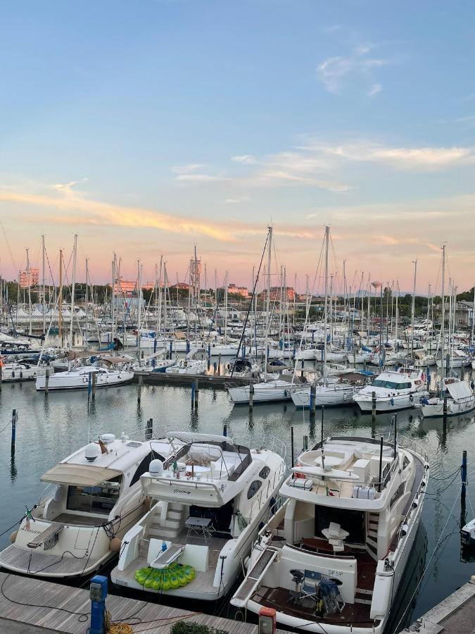 Onda Marina Residence チェゼナーティコ エクステリア 写真